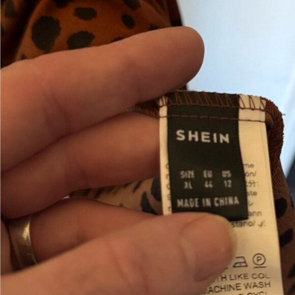 SHEIN Brown and Black Patterned Dress - Picture 2 of 2